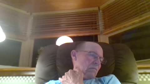 aguynrkfrd online show from July 2, 9:26 am