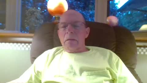 aguynrkfrd online show from July 3, 10:10 am