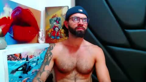 akiles online show from July 21, 11:51 pm