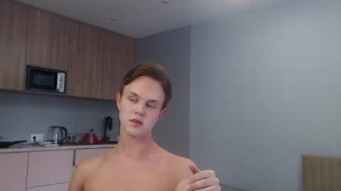 Angel online show from August 9, 7:58 am