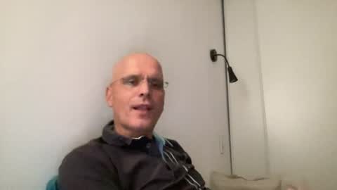 awakendreamcple online show from August 2, 10:19 pm