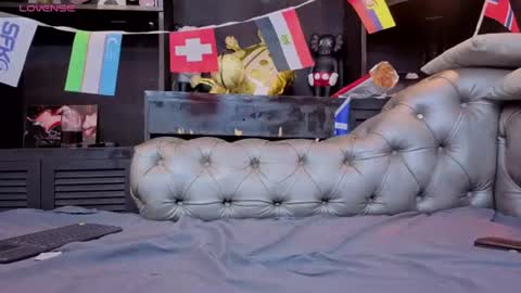 Axel  online show from June 30, 8:32 pm