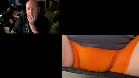 big_teddy_bear76 online show from May 18, 5:35 am