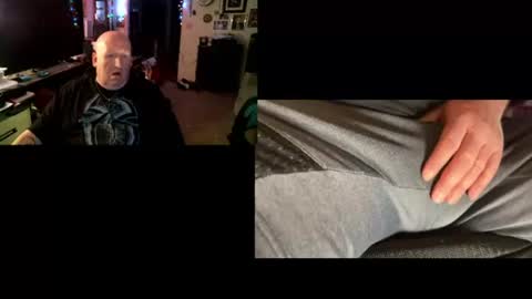 big_teddy_bear76 online show from July 13, 1:41 am