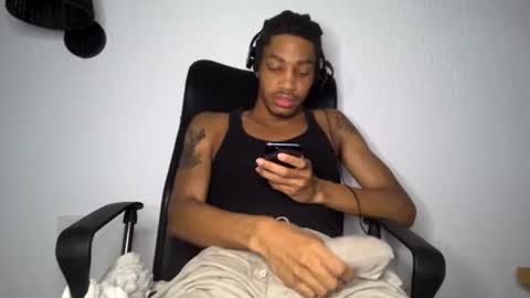 BlackBullTitus online show from June 13, 4:43 am
