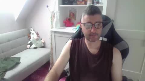bojanin online show from May 17, 10:11 am