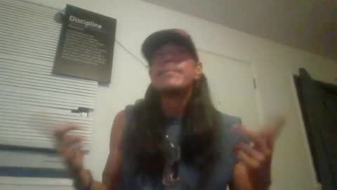 brandenandtribe005 online show from June 26, 4:59 am