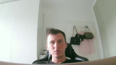 brandinator__cb online show from June 10, 7:32 am