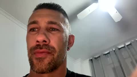 carlosrm440882 online show from May 19, 11:55 pm
