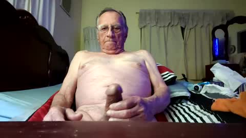 chatoffmale60 online show from July 20, 11:45 am