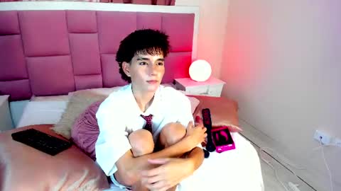 Chris online show from July 3, 7:51 pm