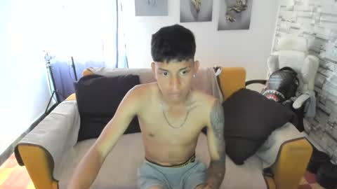 cristian dosantos online show from July 29, 2:05 pm