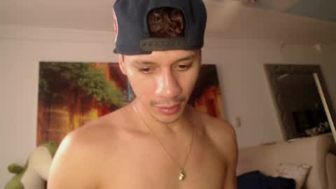 Daniels Cruz online show from May 12, 5:43 pm
