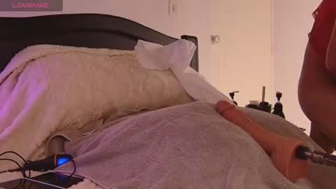 darkdesire_1 online show from June 28, 1:44 am
