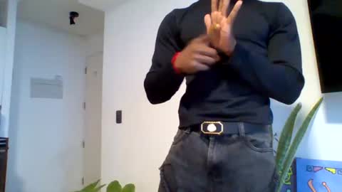 dave_blackcock831930 online show from June 12, 9:45 pm
