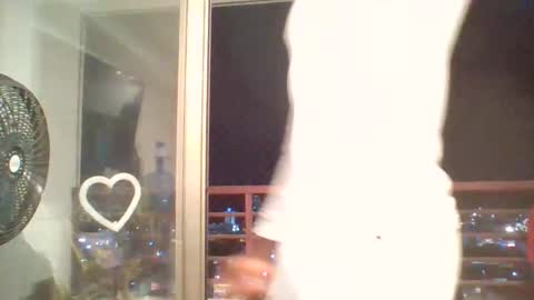 dave_blackcock831930 online show from May 17, 12:08 am