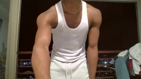 dave_blackcock831930 online show from May 18, 3:02 am