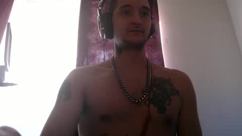 digital_spirit122849 online show from May 21, 5:28 pm