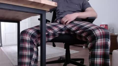 feetishoney online show from May 6, 12:39 pm