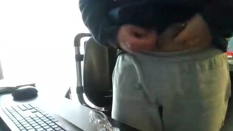 femdomsubby online show from July 13, 5:42 am