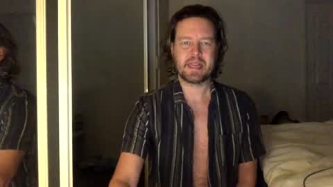gcsurfer81 online show from June 29, 6:41 am