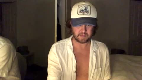 gcsurfer81 online show from August 3, 9:04 am