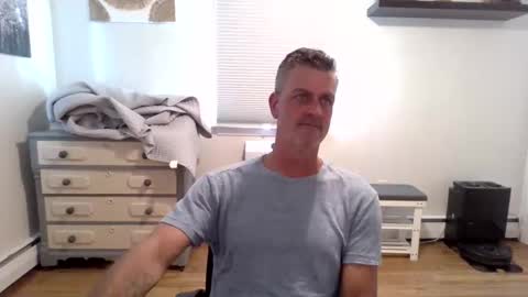 gudguy2025 online show from June 5, 2:45 pm