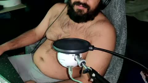 iBear0 online show from June 14, 5:20 am