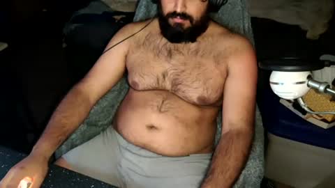 iBear0 online show from June 13, 4:43 am