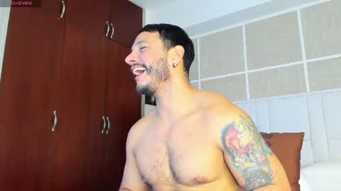 Isaac Surez online show from July 28, 2:13 pm