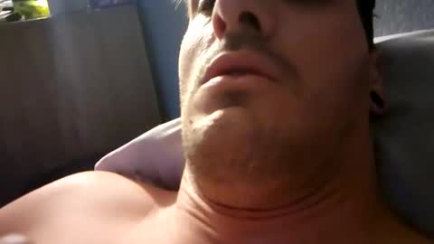 italianstallion69123 online show from June 10, 5:42 am