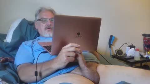 kingtongue10 online show from June 30, 7:26 pm