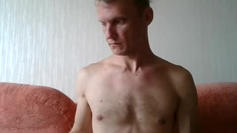 kinkyeuguy online show from July 14, 7:12 am