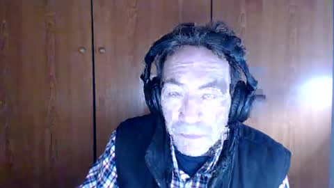 ImetandfellinloveKuanyim online show from February 1, 9:21 am