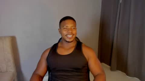 Leandro jones online show from July 23, 7:55 pm