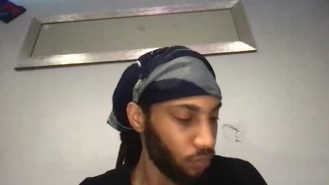 Suave online show from April 28, 2:33 pm