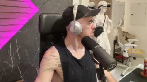 logan__kelly online show from July 31, 5:55 pm