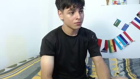 loganjhonson19 online show from July 2, 3:23 am