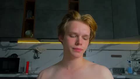 Nelis online show from June 15, 11:57 am