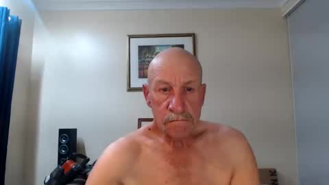 Lovesblackazz online show from August 5, 6:51 am