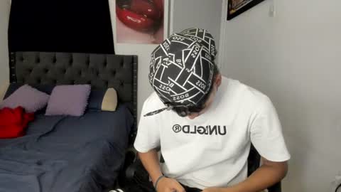 master_billy1 online show from June 15, 5:43 am