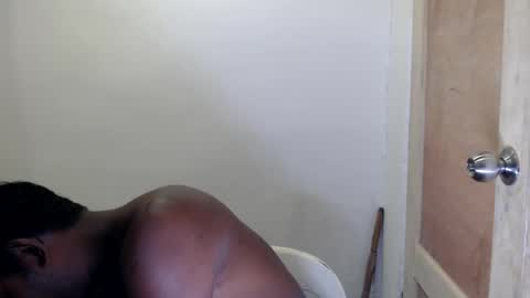 rayvienn online show from July 31, 2:05 pm