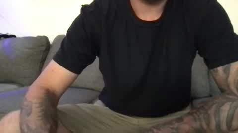 puscluvr online show from May 11, 7:22 pm