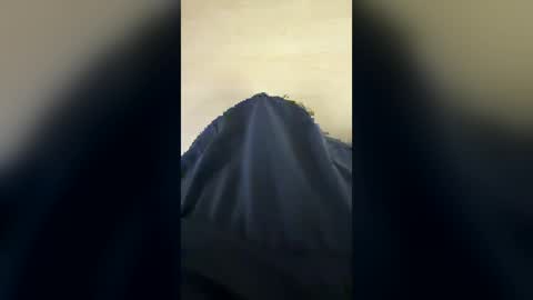 qwertytoes69 online show from August 9, 7:58 am