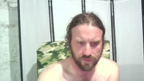 rwb1982 online show from June 14, 10:34 pm