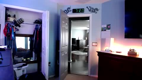 shaftyone4u online show from April 10, 11:12 pm
