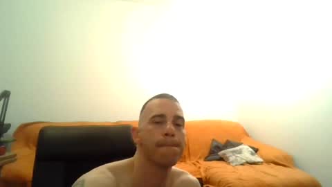 showherenow online show from July 7, 6:02 am