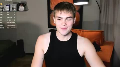 Simon online show from August 3, 5:41 pm
