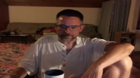 supersquirrel81 online show from June 18, 9:09 pm