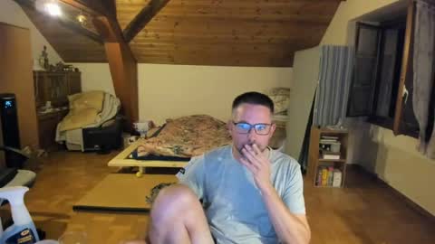 supersquirrel81 online show from August 1, 10:53 pm